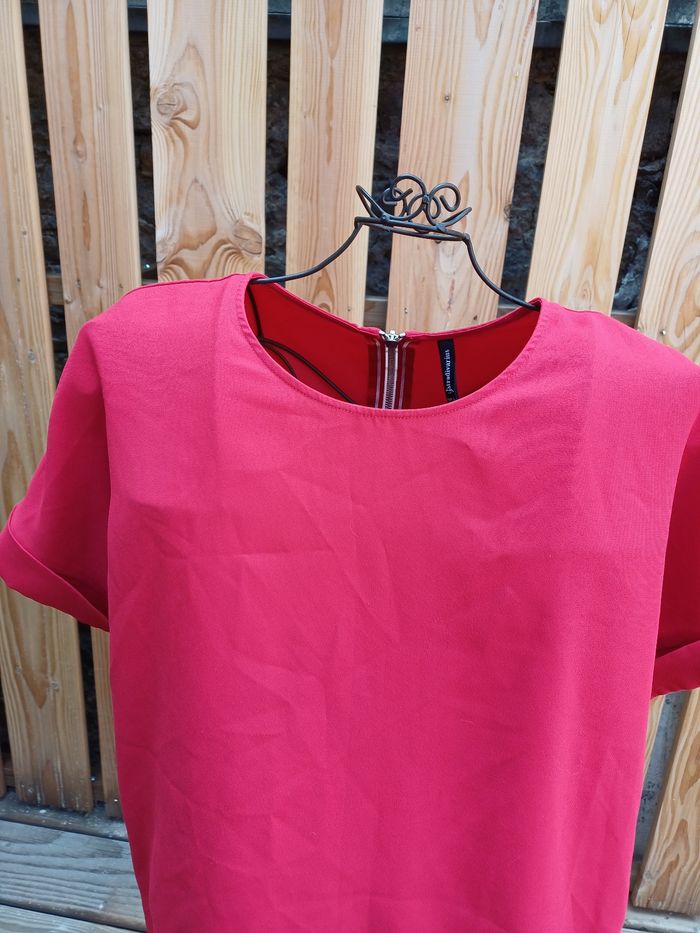 Jolie blouse à manches courtes rouge élégant Stradivarius taille L - photo numéro 4