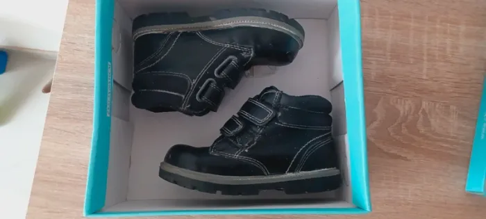 Bottines noires garçon taille 24 - photo numéro 9