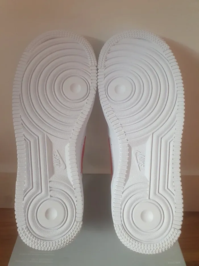 Nike Air Force 1 "White/Red" (36) - photo numéro 8