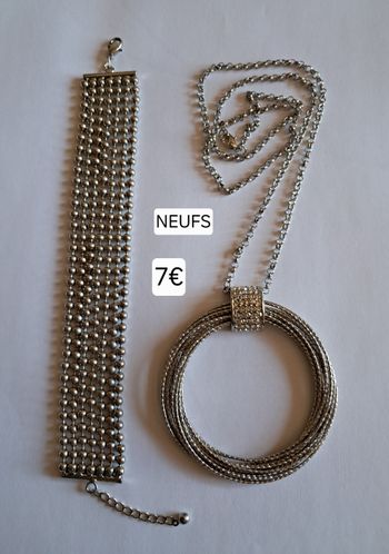 Ensemble bijoux fantaisie NEUFS pour femme