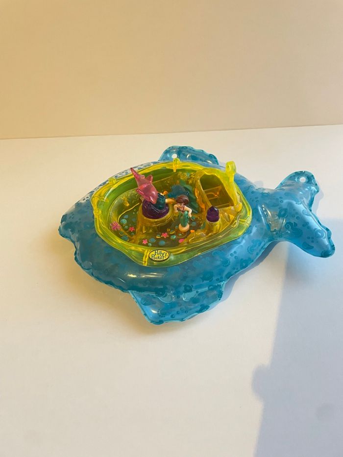 Polly Pocket Balade en dauphin sea splash