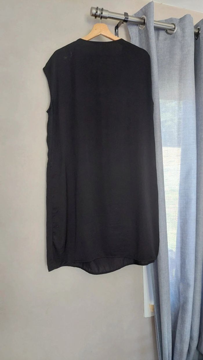 Robe noire fluide - photo numéro 4