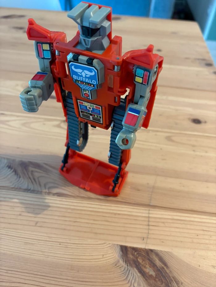 Transformers buffalo - photo numéro 2