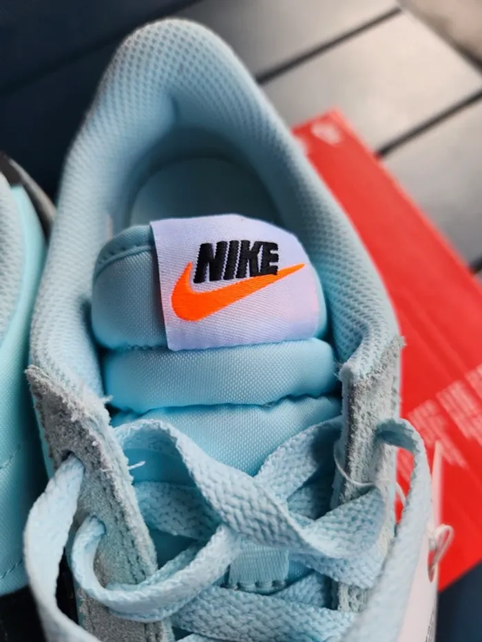 Nike cortez bleu turquoise Taille 36,5 neuves - photo numéro 6