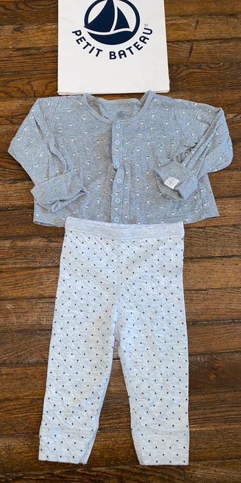 Lot gilet et legging petit bateau  12 mois