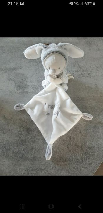 Doudou lapin premaman neuf étiquette 