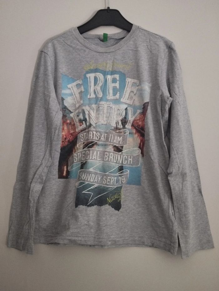Tee shirt Benetton taille 10/11 ans
