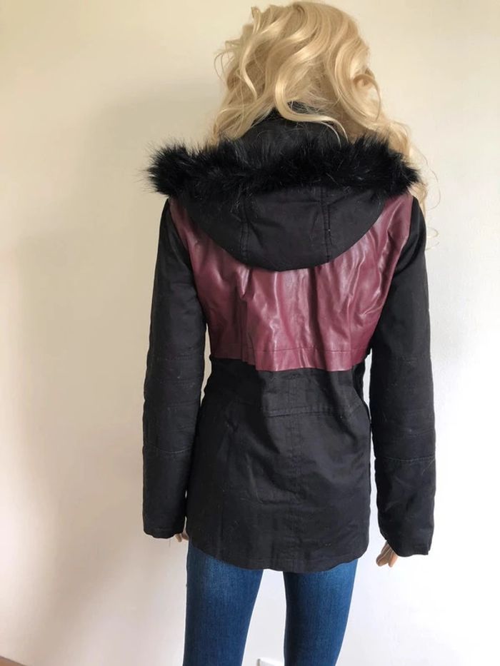 Parka noire et bordeaux avec capuche Morgan taille 40 TBE - photo numéro 10