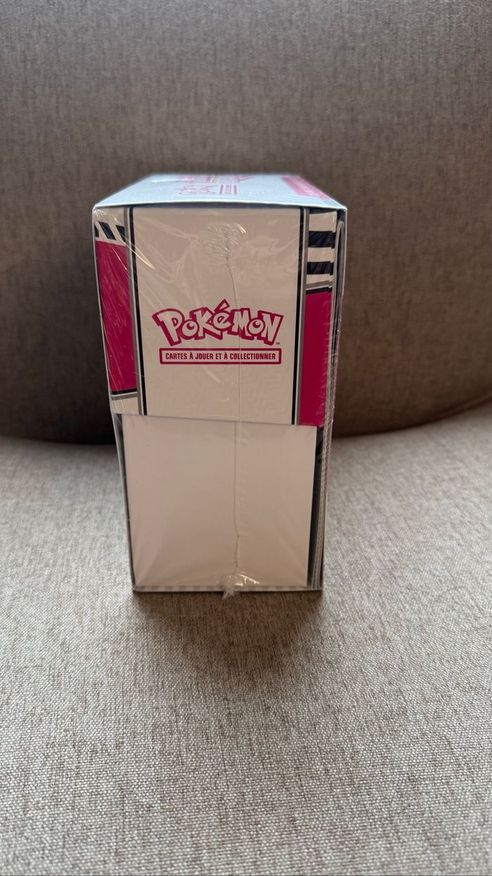 Pokémon - ETB flamme blanche EV10.5 - photo numéro 3