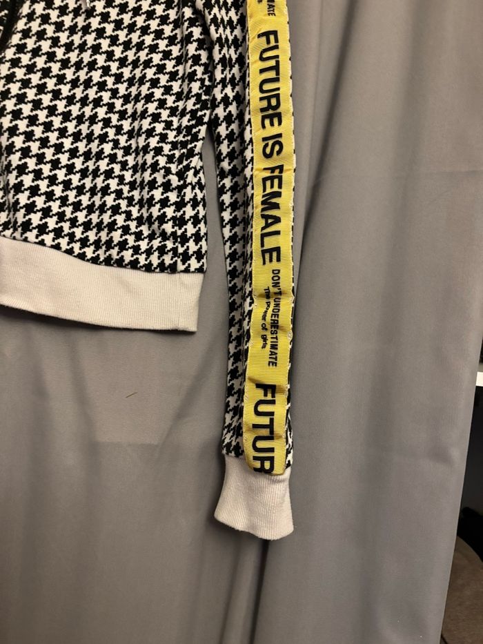 sweat à zip - photo numéro 2