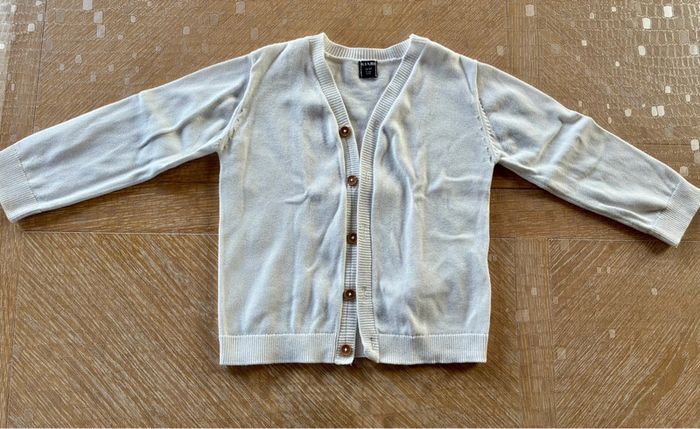 Lot vêtements abîmés - photo numéro 13