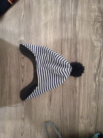 Bonnet à pompon