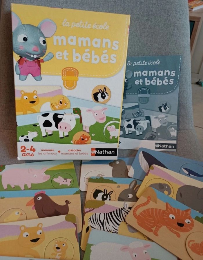 Jeu la petite école maman et bébés