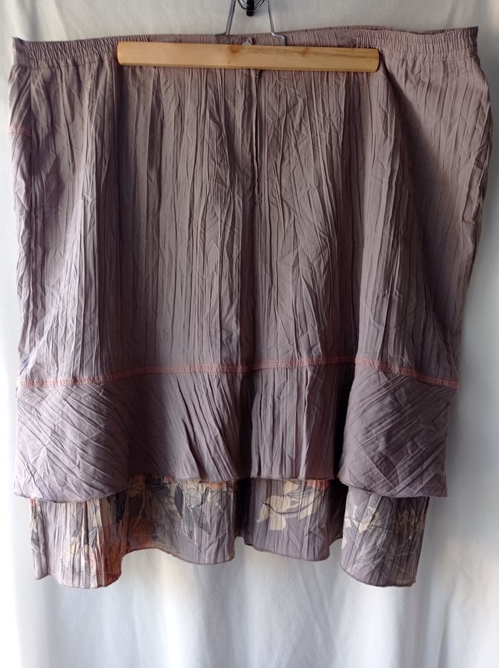 ENSEMBLE AFIBEL HAUT + JUPE Marron. - photo numéro 7