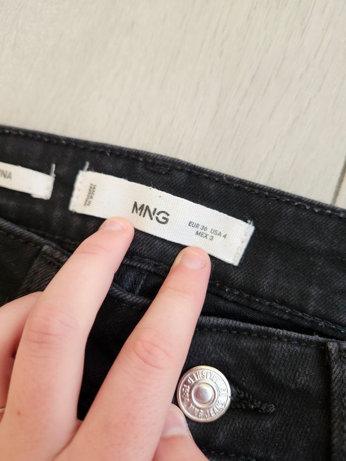 Jean droit Mango noir effet délavé taille S - photo numéro 6