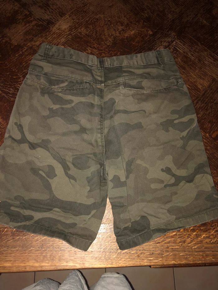 Short bershka 36 - photo numéro 3