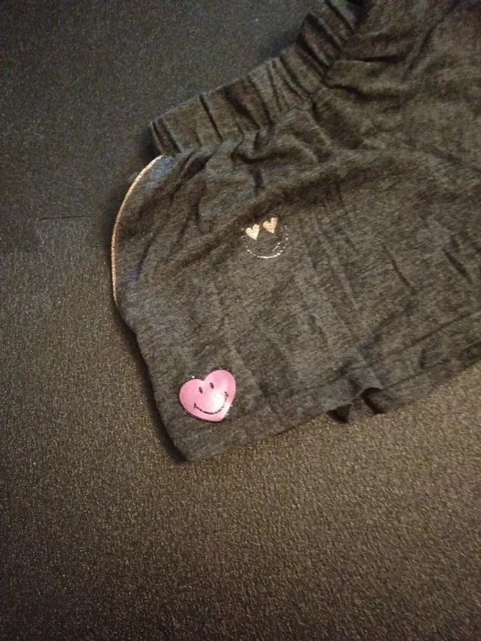 Short smiley - photo numéro 4