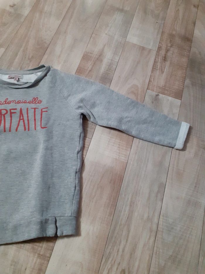Sweat fille gris chiné écritures rouge 6 ans - photo numéro 2