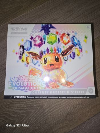 Pokemon etb coffret dresseur d'élite evolutions prismatiques 8.5 