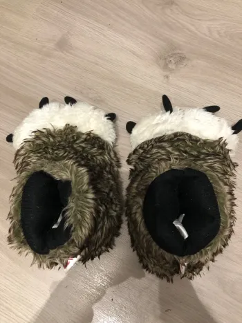 Chaussons pattes de loup