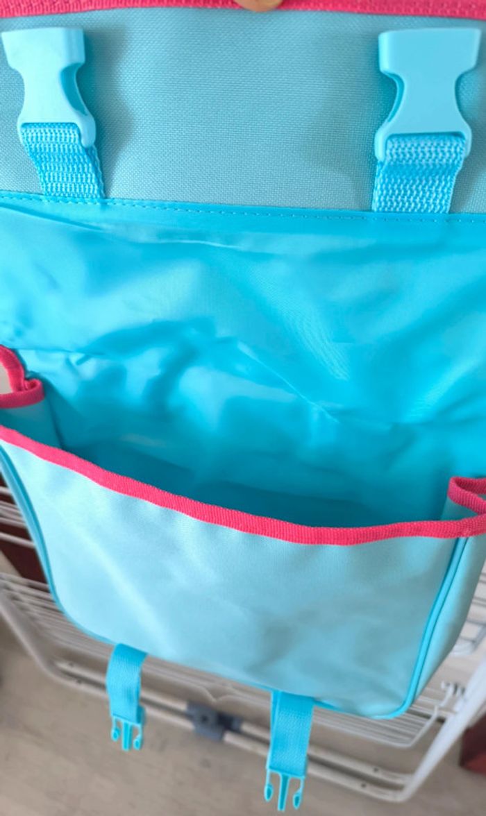 Cartable Dr la Peluche neuf - Disney - photo numéro 4