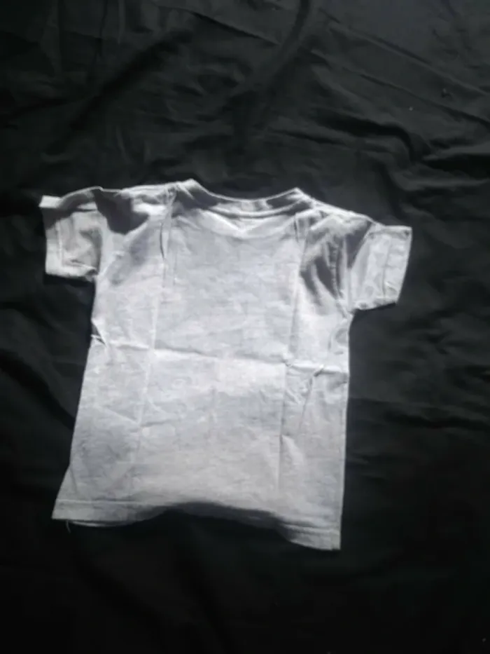 Tee shirt Fille 6 ans La Réunion - photo numéro 2