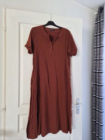 Robe marron