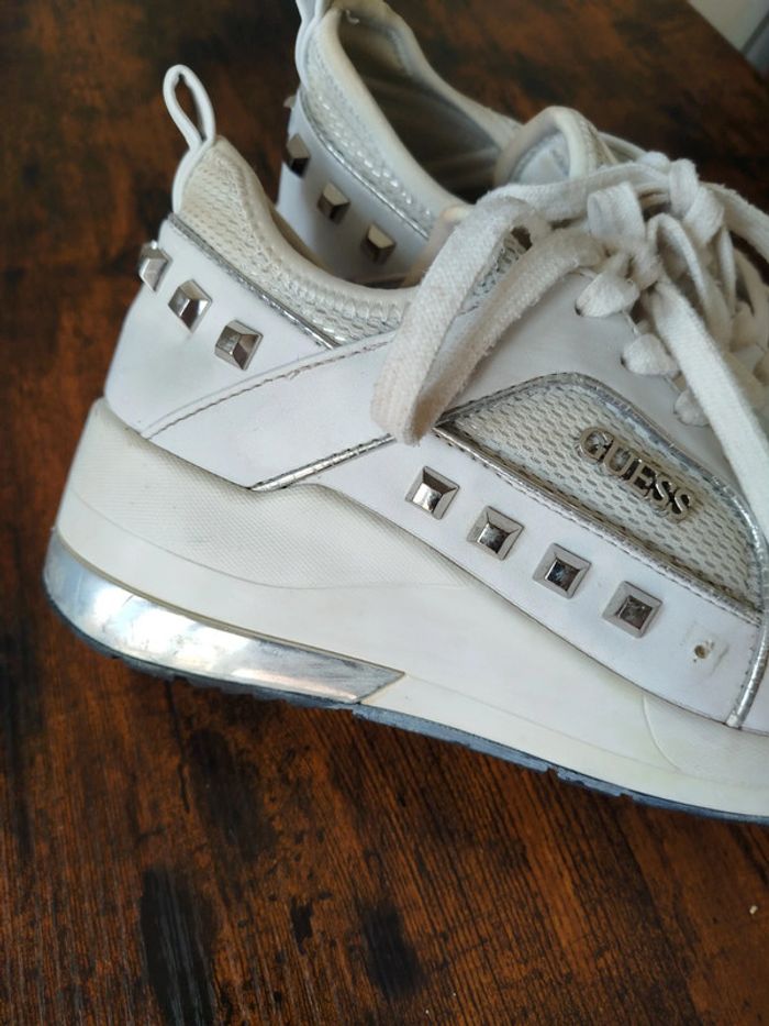 Baskets de ville T 38 Guess - photo numéro 7