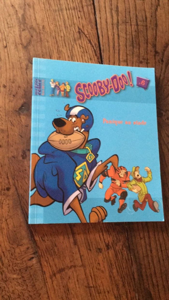 Livre scooby-doo n.6 panique au stade dès 4 ans - photo numéro 2