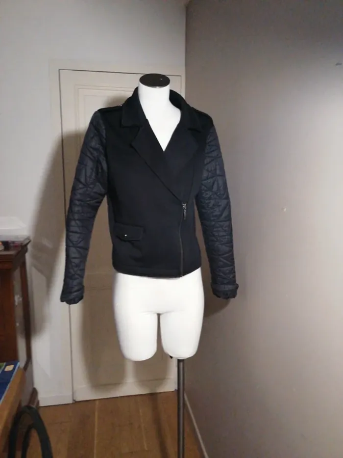 Veste perfecto Lola espeleta taille L