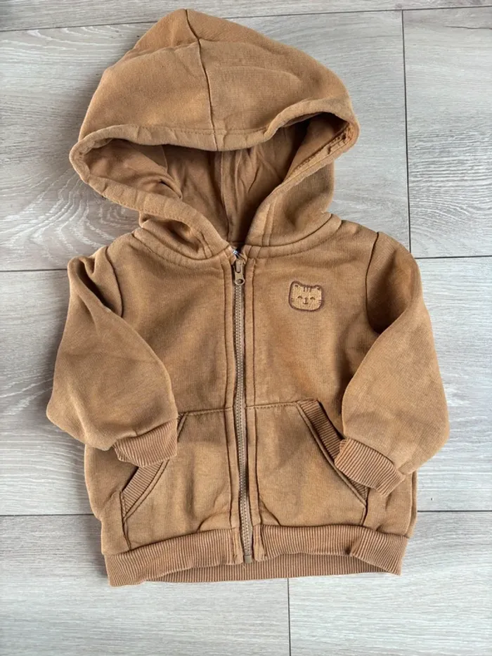 Gilet tape à l’œil 9 mois