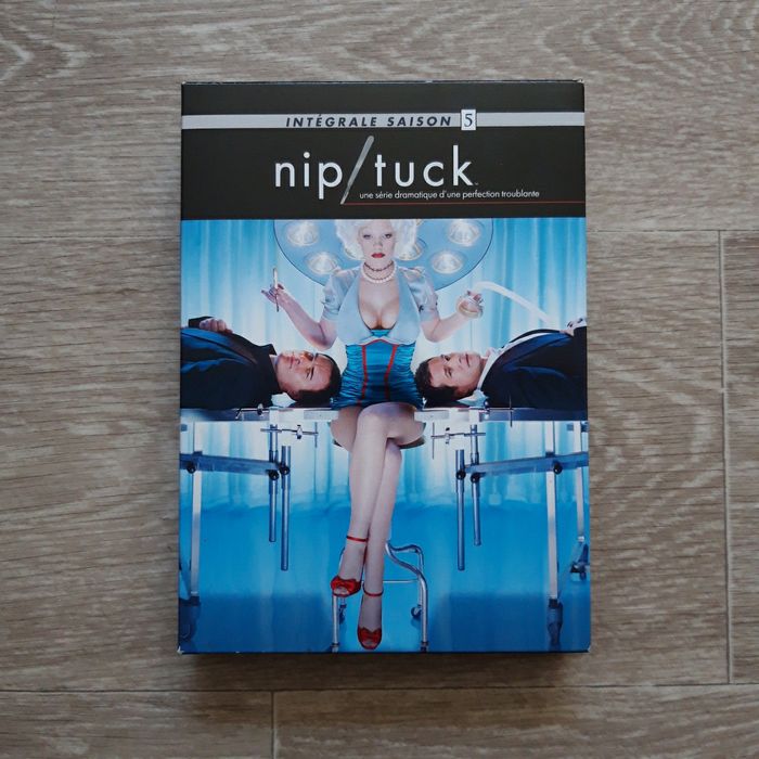 Coffret 8 DVD Nip Tuck intégrale de la saison 5