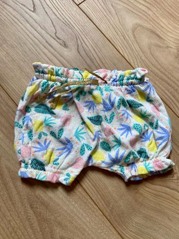 Short tape à l’œil