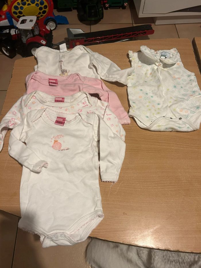Lot de 28!vêtements taille 9 mois - photo numéro 6