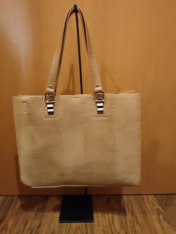 Sac cabas beige effet croco chic – grande contenance