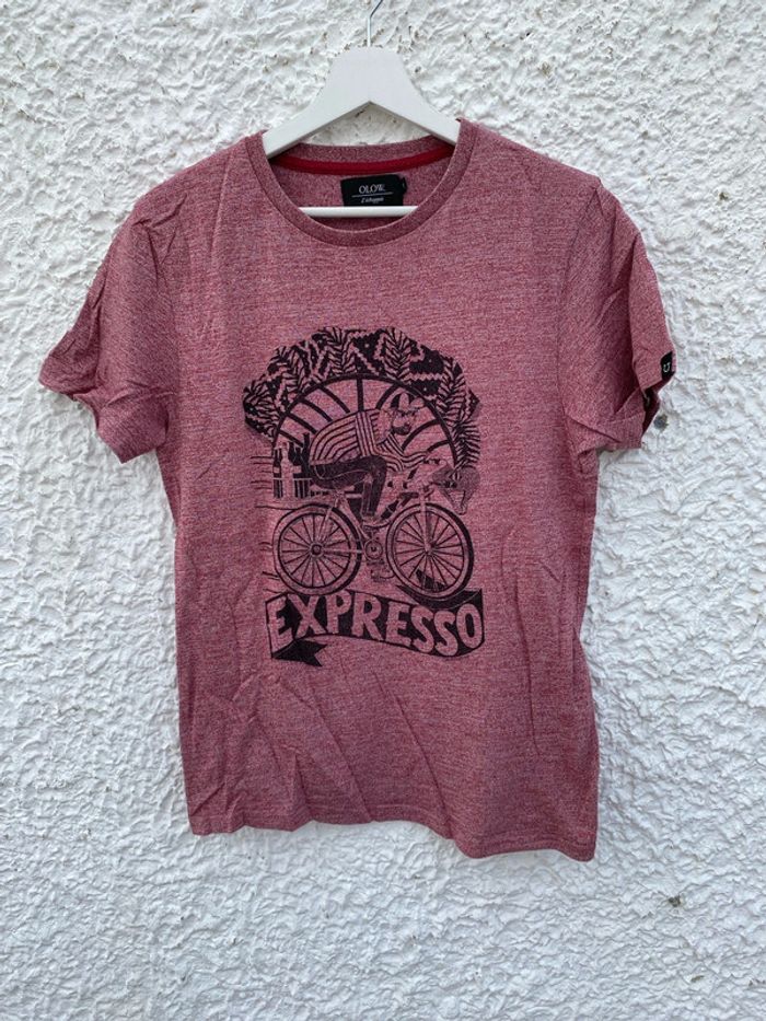 Tee shirt