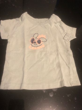 Haut court vert avec dessin 3 mois 