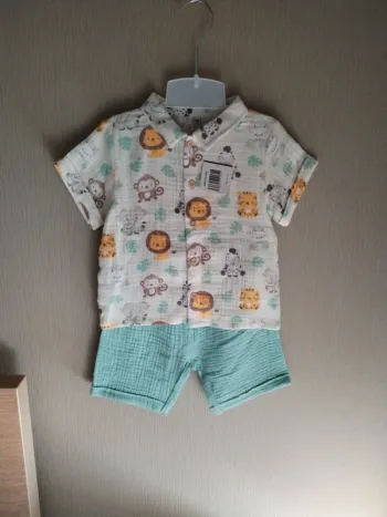 Ensemble short et chemise bébé