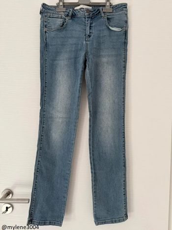Jean slim skinny droit bleu clair brut uni basique simple