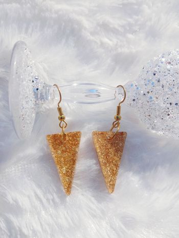 Boucles d'oreilles triangles feuilles d'or