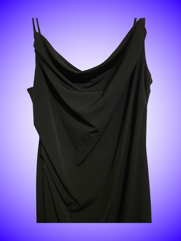 Robe Noire Jennyfer Fluide Bretelles Fines – Col Drapé & Fente Latérale – Très Bon État - photo numéro 3