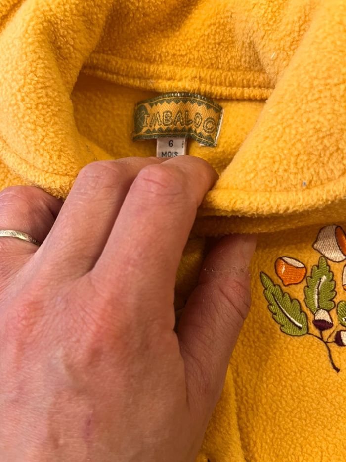 Lot body + veste polaire taille 6 mois - photo numéro 5