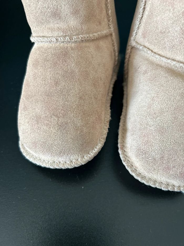 Bottine bébé - UGG - taille S - photo numéro 3