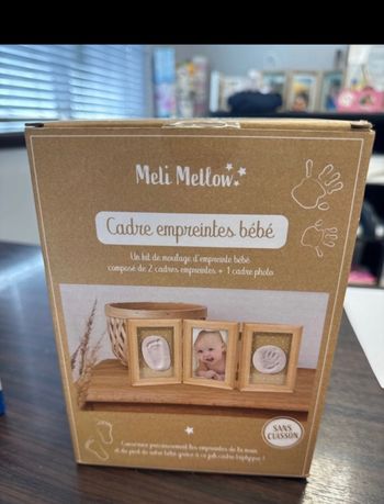 Cadre empreintes bébé
