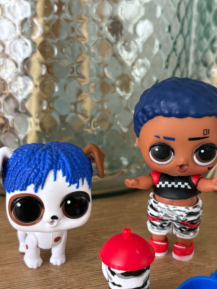 2 poupées lol surprise - photo numéro 2
