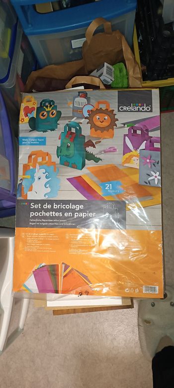 Activité manuelle pochette en papier