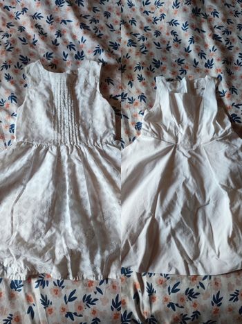 Lot 2 robes blanches 