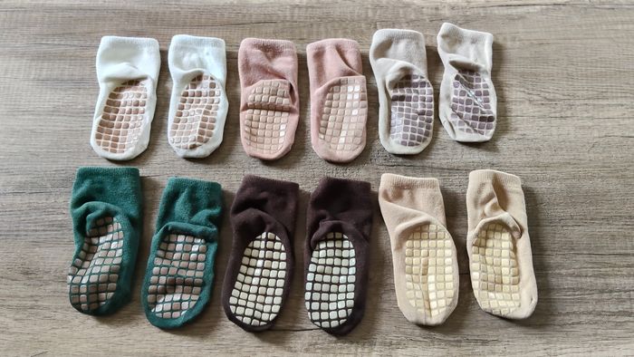 Lot de 6 paires de chaussettes antidérapantes 1-3 ans - photo numéro 5