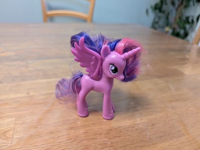 Jouet poney environ 8 cm My Little pony - photo numéro 2