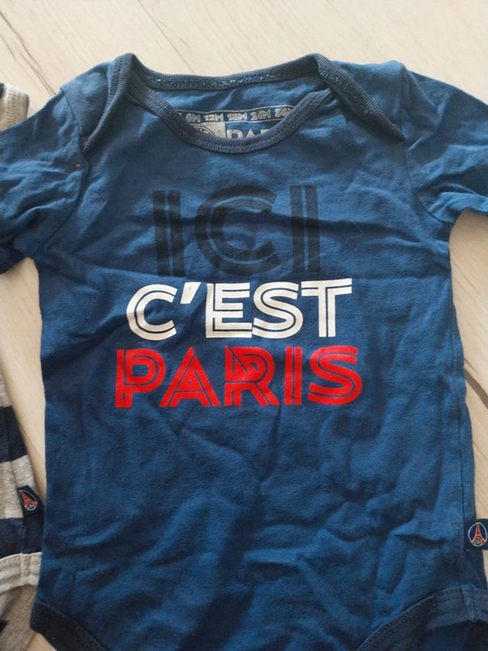 2 bodie psg 12 mois - photo numéro 2